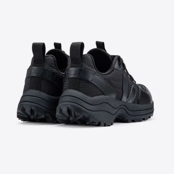 🖤SOLD🖤 VEJA X Venturi Ripstop Black Shoes - Picture 2 of 9